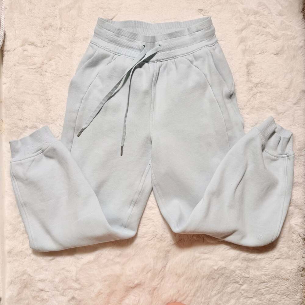 Lululemon Scuba Jogger in Light Blue